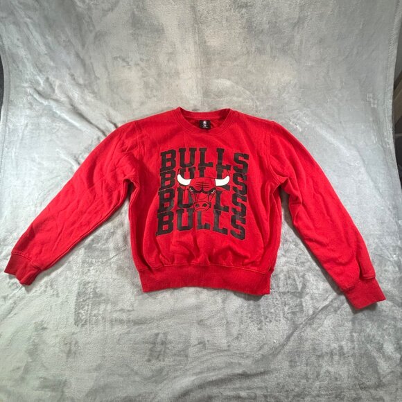 Chicago Bulls Sweatshirt Women's Small Red Crewneck NBA Cotton/Polyester Blend - Picture 9 of 9